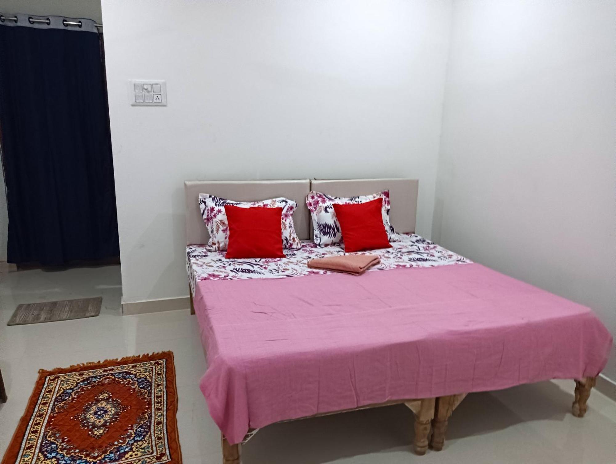Kedar Guest House Ayodhya Exterior photo