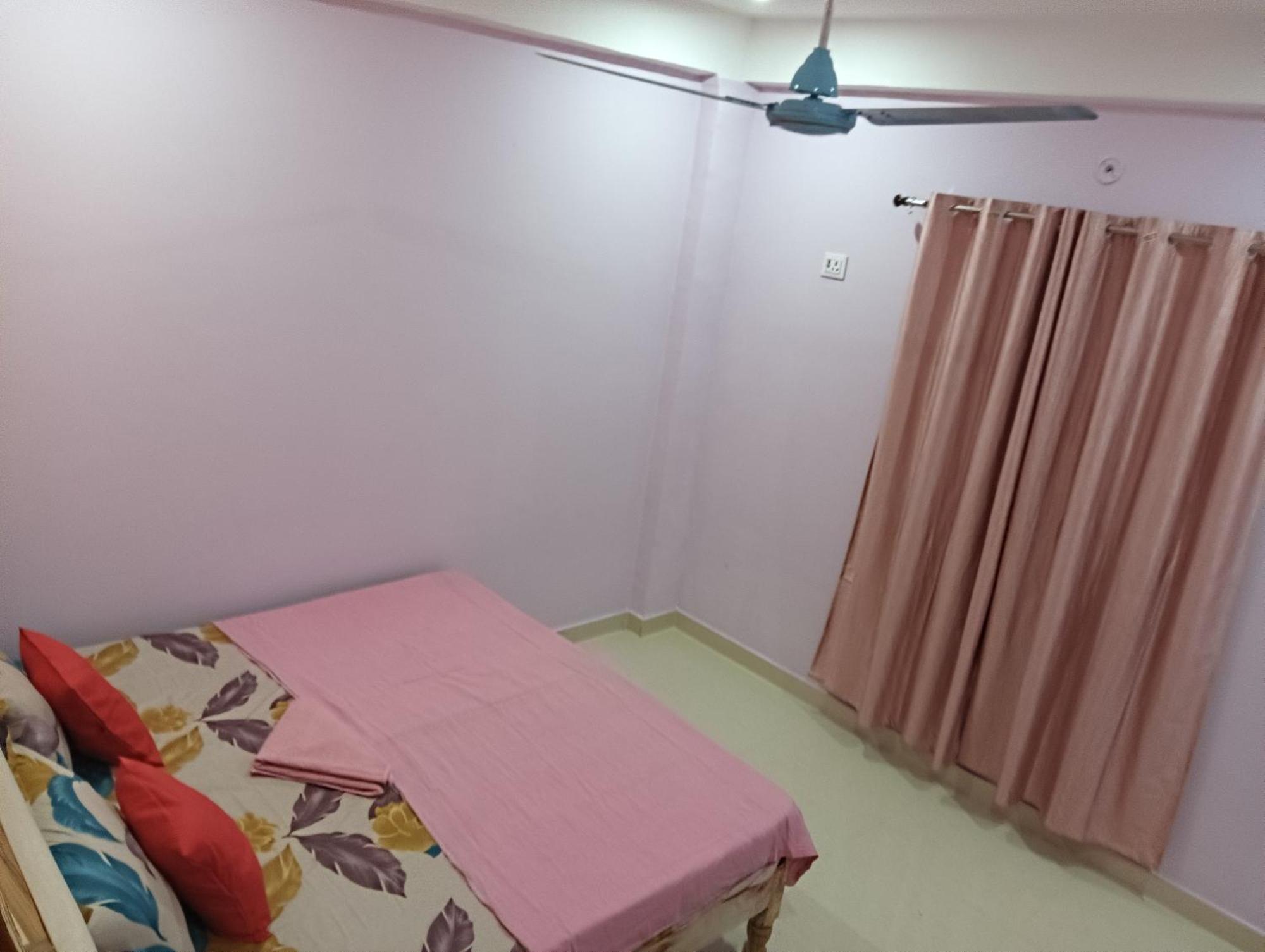 Kedar Guest House Ayodhya Exterior photo